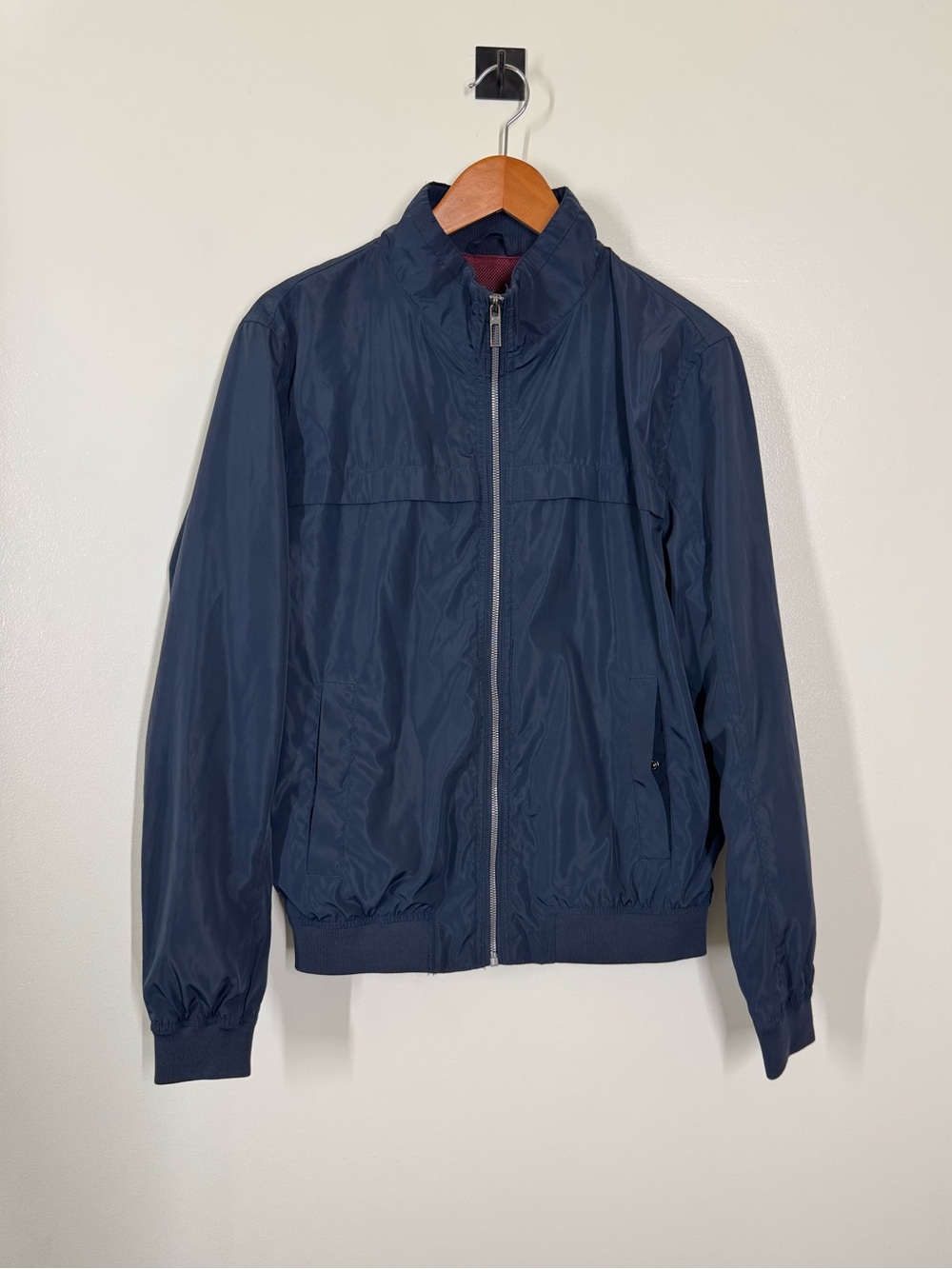 Clayton Mens Lightweight Navy Windbreaker Jacket Size Medium Zip up NWOT Italian